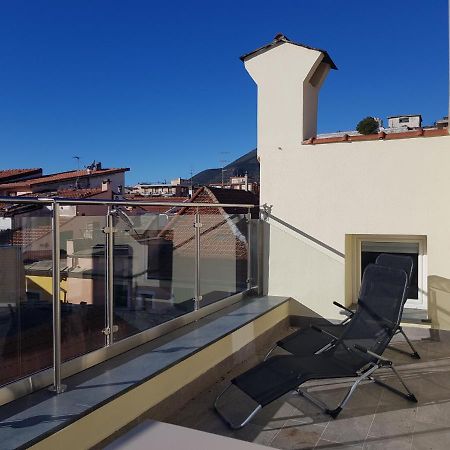Casaviva - Casa Vacanze A Ceriale Con Terrazza Buitenkant foto